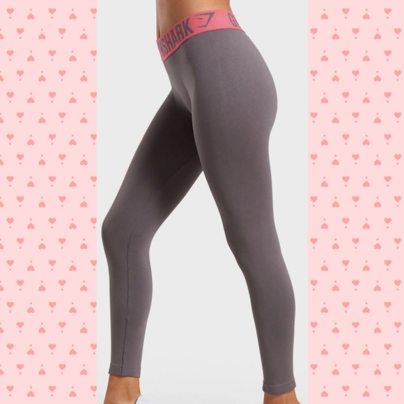 NEW
GYMSHARK FIT LEGGINGS - Picture 3 of 8